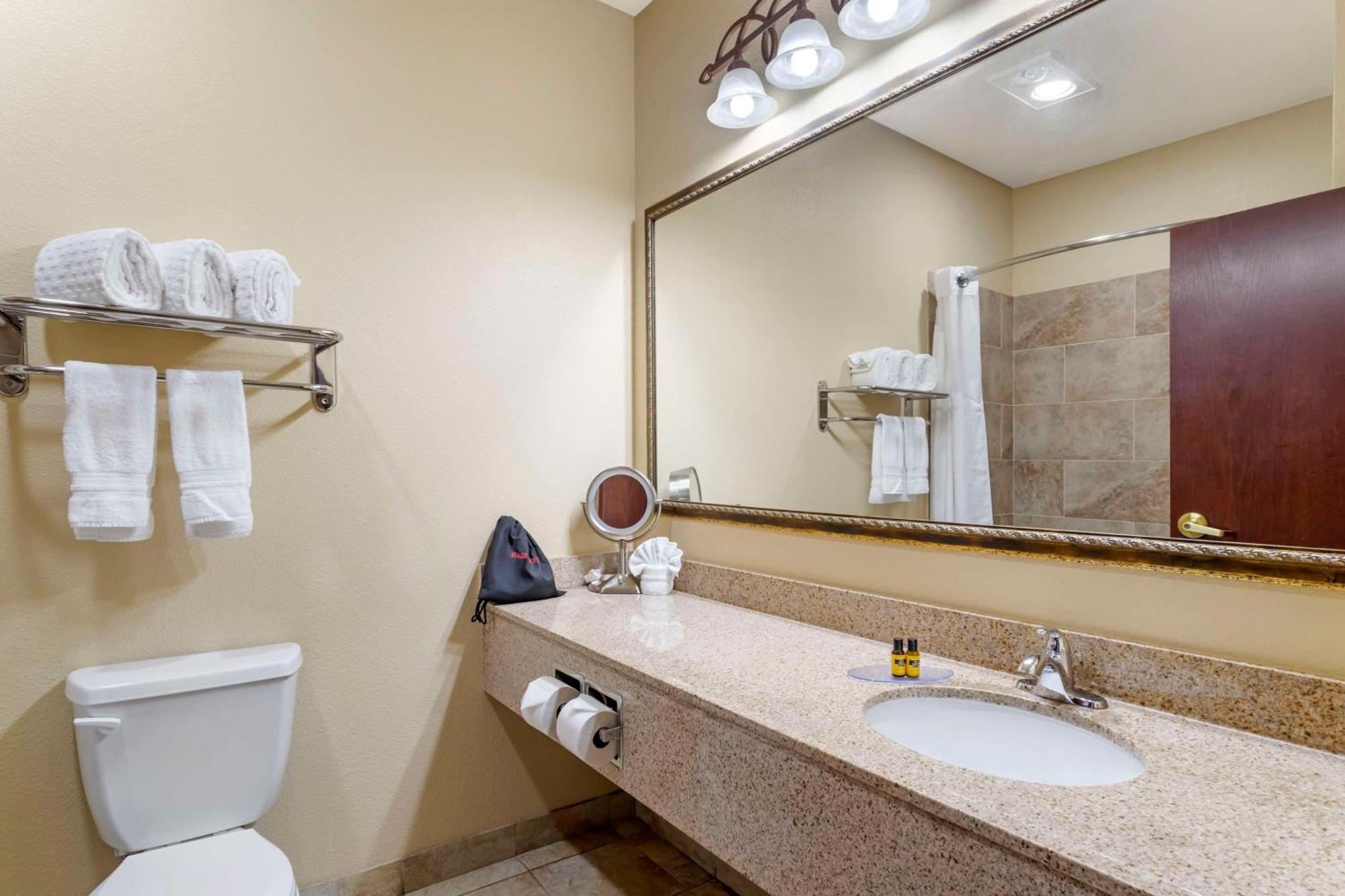Best Western Plus Crown Colony Inn & Suites Lufkin Dış mekan fotoğraf