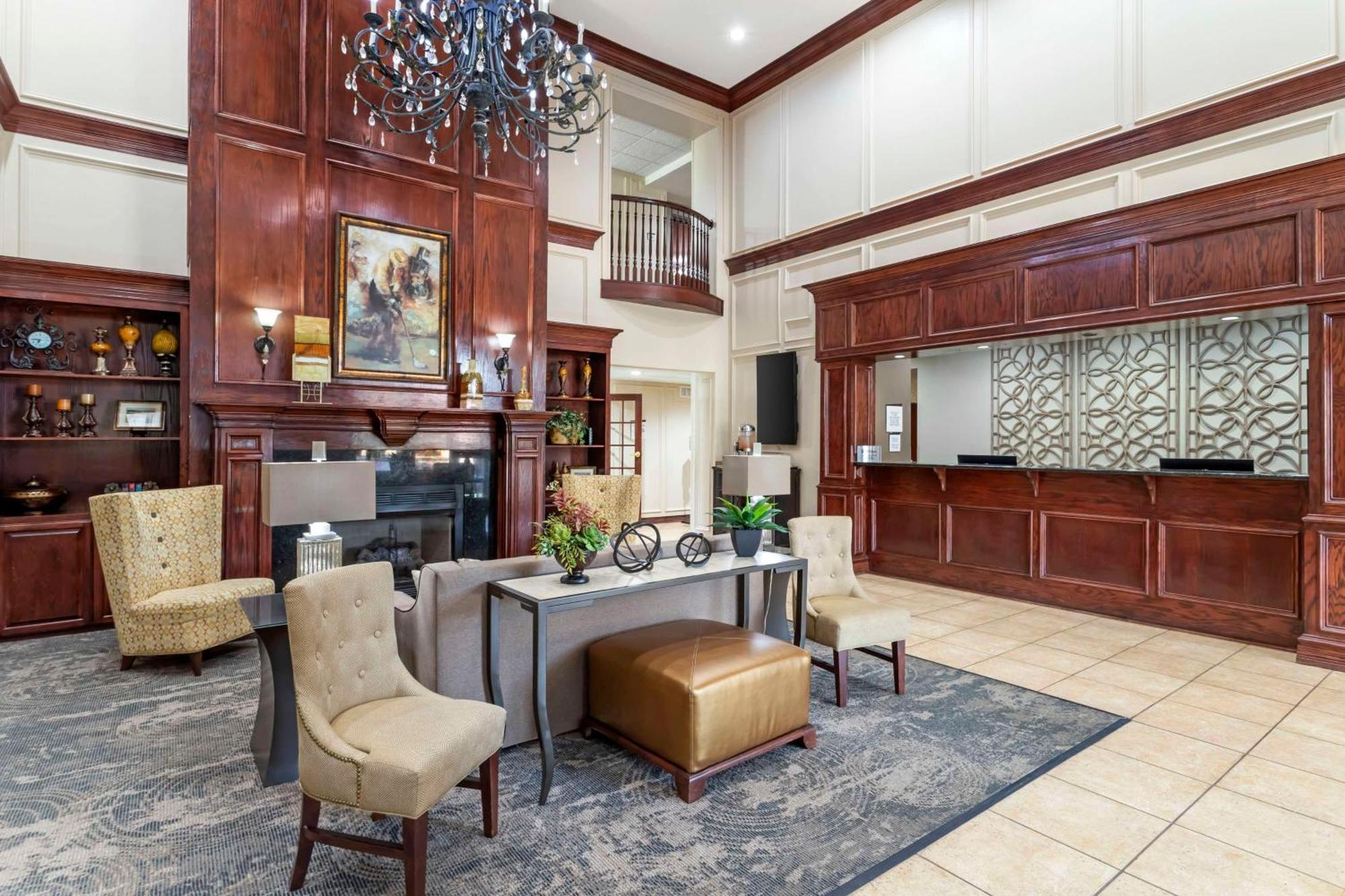 Best Western Plus Crown Colony Inn & Suites Lufkin Dış mekan fotoğraf