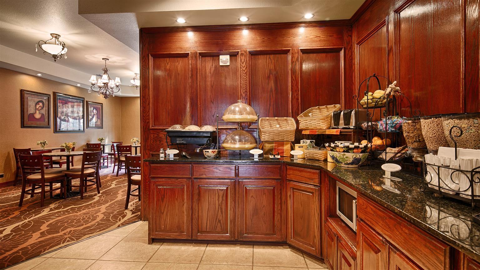 Best Western Plus Crown Colony Inn & Suites Lufkin Dış mekan fotoğraf